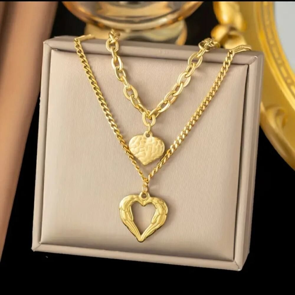 Set of 2 Heart Necklaces in Gold-Plated Stainless Steel With Irregular Folds